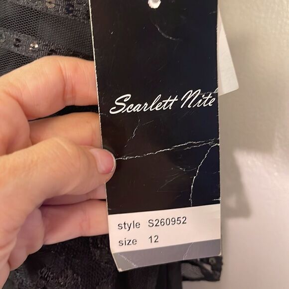 NEW! Scarlett Nite Dress size 12 - Picture 3 of 11